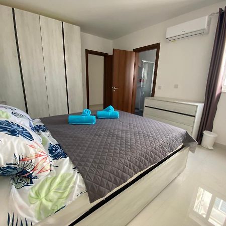 Sunshine Apartments Mellieha - Modern Three Bedroom Apartment - Apt No 1 Dış mekan fotoğraf